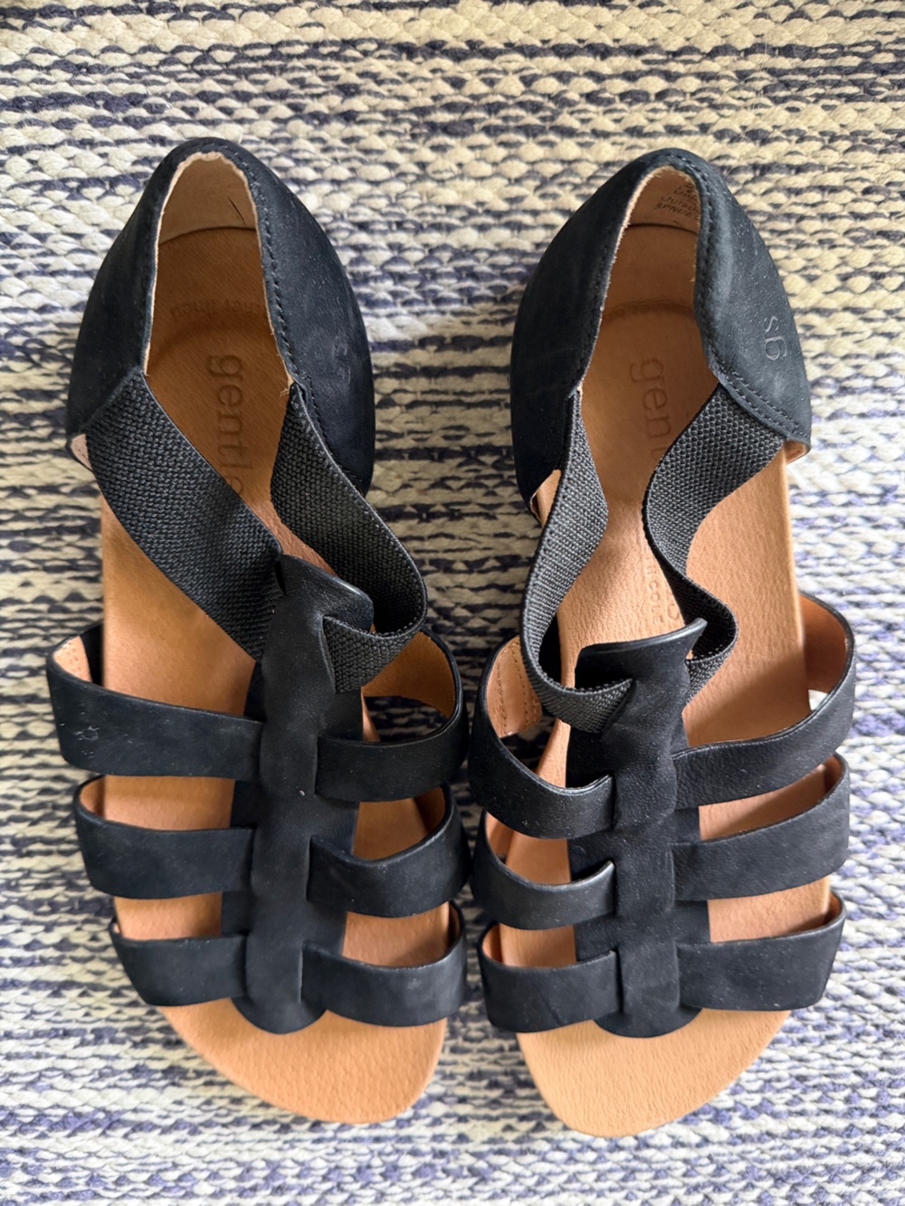 Gentle Souls Lennon Nubuck Fisherman Sandals Black Size 6.5